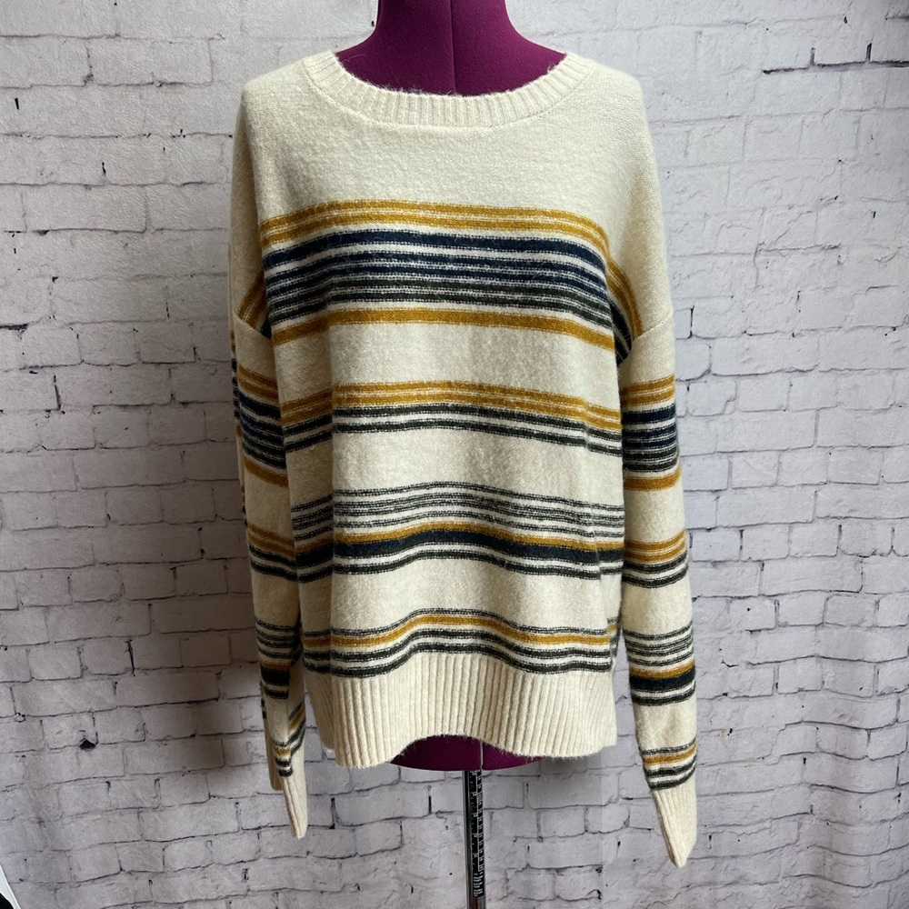Lumiere Anthropologie size large cream striped sweater